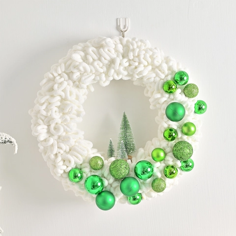 Christmas Plush Wreath With Mini Trees And Green Decorative Balls White Chunky Yarn Wreath For Holiday Party Front Door Hanging Decor