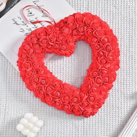 Couronne de Roses en Cœur Rouge de la Saint Valentin Décoration Suspendue de Fleurs Artificielles Pour Mariage Fête Maison Fenêtre
