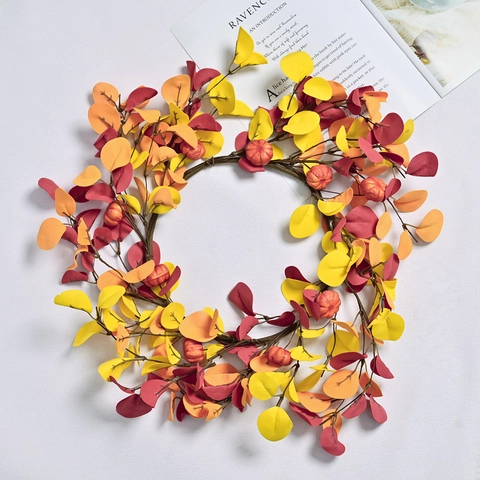 Ghirlanda di Foglie di Eucalyptus Autunnale Con Mini Zucche per Giorno del Ringraziamento Halloween Decorazione Porta Finestra
