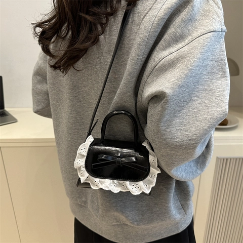 Sweet Korean Style Lace Bowknot PU Leather Mini Crossbody Bag For Women Vintage Lolita Small Square Shoulder Bag