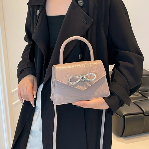 Mode Dames Krokodillen-Effect PU Lederen Crossbody Tas Met Strass Strik Detail Vierkante Handtas Voor Feest Dagelijks