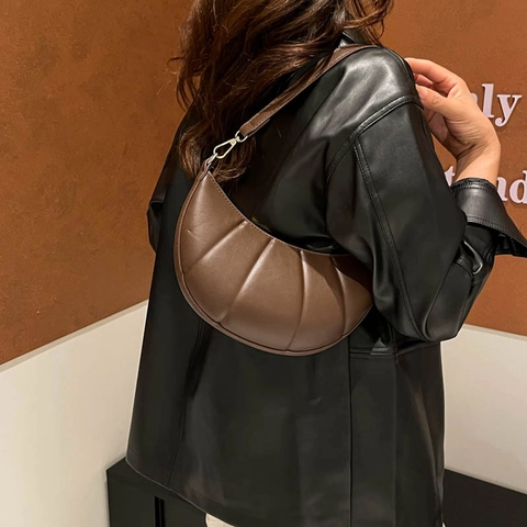 Bolso de Axila de Cuero PU Plisado para Mujer Casual Acolchado Media Luna Bolso de Hombro Moda Street Style