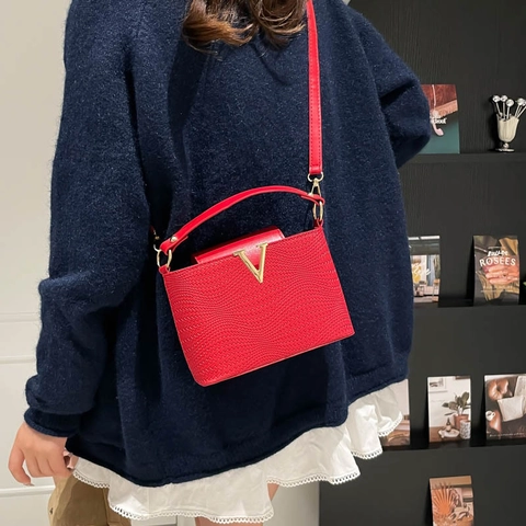 Bolso de Mano de Moda para Mujer de Cuero PU con Textura Tejida Hebilla en V Color Sólido Bolso Bandolera para Viaje