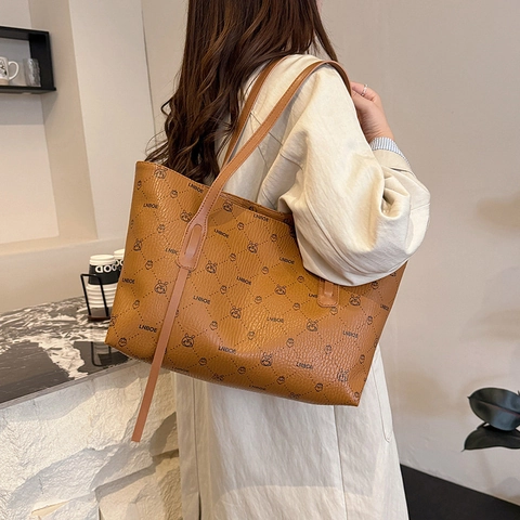 Borsa Tote da Donna in Pelle PU con Monogramma Borsa a Tracolla di Grande Capacità con Motivo a Coniglietto Stile Coreano Alla Moda