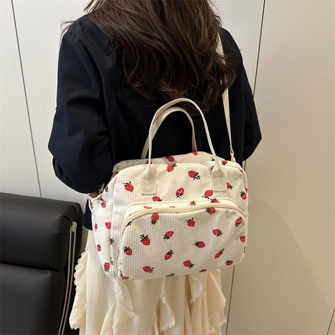 Bolso Tote de Pana con Estampado de Fresa de Estilo Japonés para Mujer Lindo Bolso Bandolera de Gran Capacidad