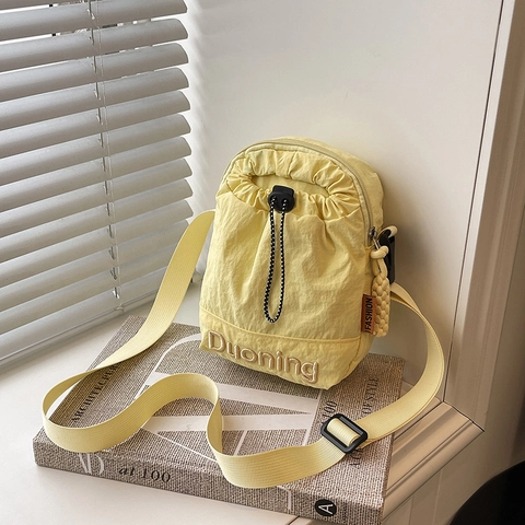 Γυναικεία Μίνι Τσάντα Crossbody από Νάιλον Μόδα Μικρή Τετράγωνη Τσάντα με Κορδόνι Απλή Μονόχρωμη Τσάντα Ώμου για Κινητό για Καθημερινά Ταξίδια