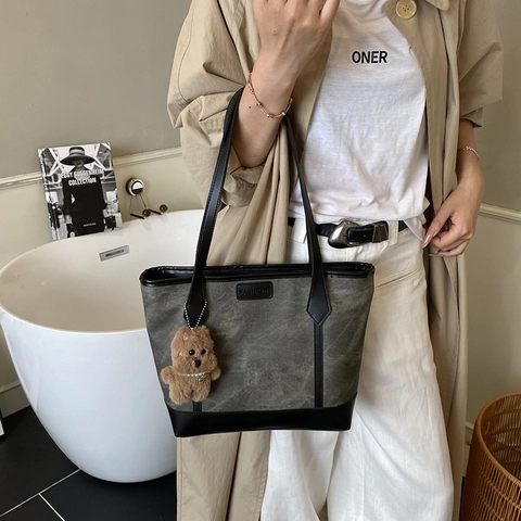 Sac Fourre-tout Vintage en Cuir PU pour Femmes Grande Capacité Style Urbain Sac à Main avec Charme Ours en Peluche