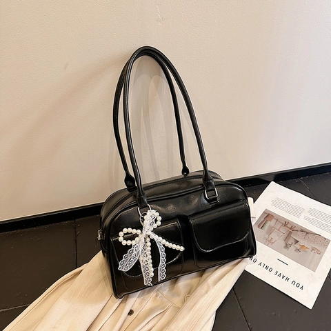 Borsa a Tracolla da Donna in Pelle PU Vintage Grande Capacità Borsa da Sottobraccio Boston Con Ciondolo a Fiocco in Perle
