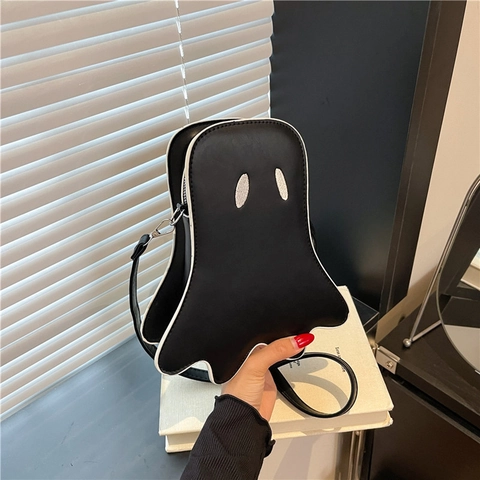 Ghost Shaped Crossbody Bag Novelty PU Leather Shoulder Bag With Adjustable Strap For Halloween Party Daily Casual
