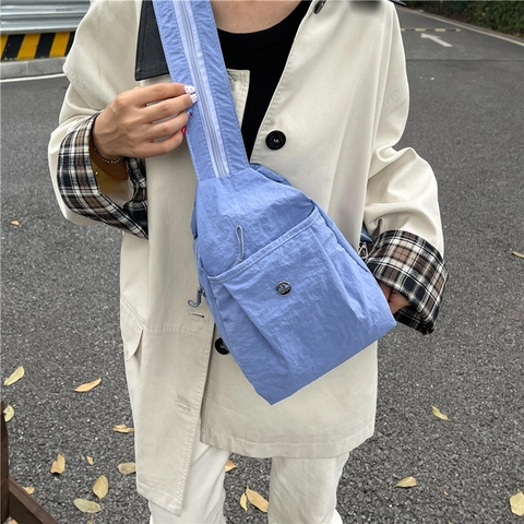 Sac à Dos Multifonctionnel en Nylon à la Mode pour Femme Décontracté Grande Capacité Voyage Sac de Poitrine Imperméable Léger Style Streetwear