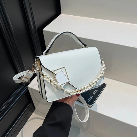 Damen Fashion PU Leder Quadratische Umhängetasche Mit Metallschnalle Geflochtene Kette Handtasche Kleine Schultertasche Für Den Alltag