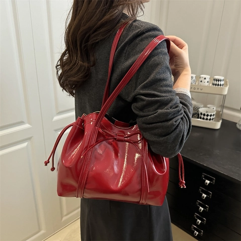 Borsa Tote Vintage Grande in Pelle PU da Donna Superficie Lucida Morbida Borsa a Tracolla Con Fiocco Coulisse Borsa a Mano Pendolare