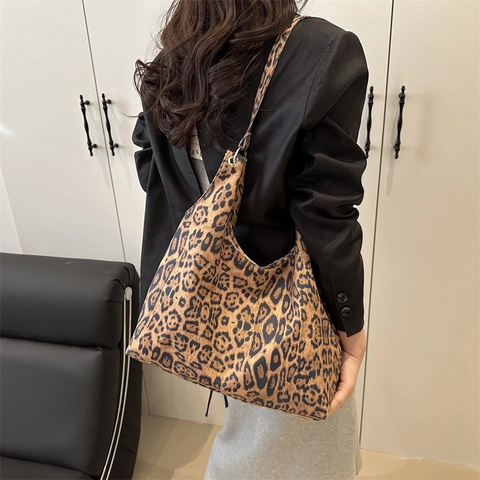 Vintage Luipaardprint Grote Capaciteit Tote Bag Voor Dames Suède-look Stof Schoudertas Magneetsluiting Mode Handtas