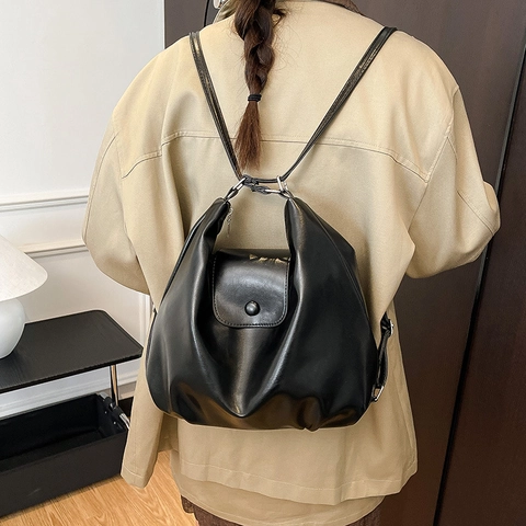 Retro PU Leder Rucksack Damen Große Kapazität Multifunktionale Hobo Umhängetasche Weiches Leder Pendeln Cloud Bag