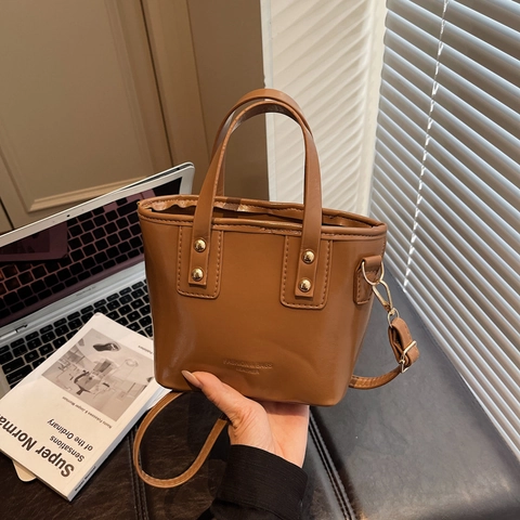 Bolso Bombonera de Cuero PU Vintage para Mujer Elegante Bolso de Mano con Remaches Bandolera Moda Color Sólido Uso Diario