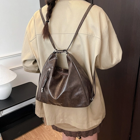 Women Vintage PU Leather Shoulder Backpack Large Capacity Hobo Bag For Commuting College Students Trendy Solid Color Daily Bag