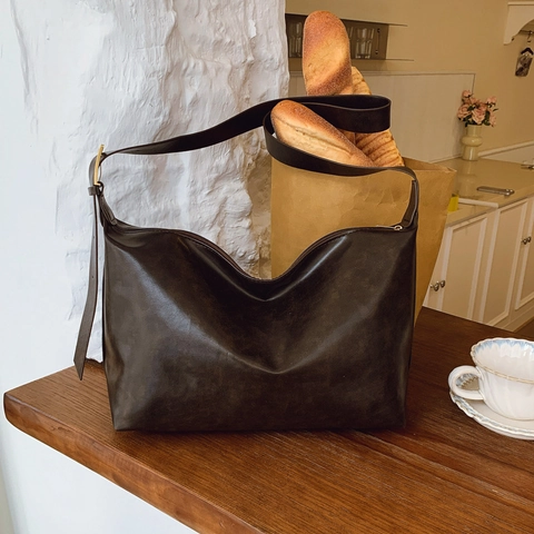 Women Large Capacity PU Leather Tote Bag Minimalist Retro Shoulder Bag Solid Color Casual Commuter Crossbody Bag