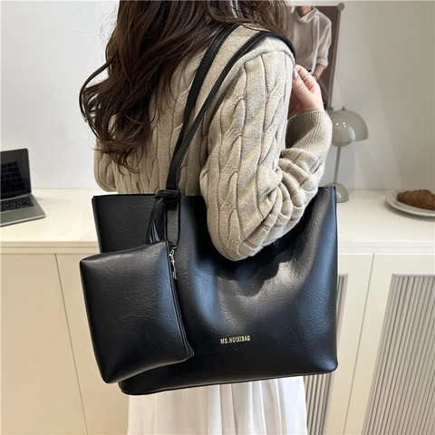 Large Capacity Women PU Leather Tote Bag With Pouch Fashion Korean Style Shoulder Handbag Commuter Solid Color Hand Bag