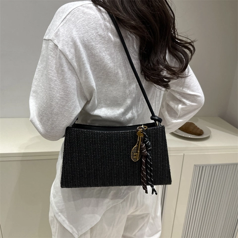 Bolso de Axila Tejido para Mujer Otoño Nuevo Bolso de Hombro de Temperamento Bolso Baguette de Viaje Con Colgante de Borla Bolso de Tela de Poliéster