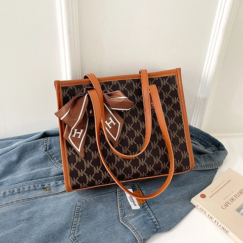 Large Capacity Monogram Tote Bag For Women Fashion PU Leather Shoulder Bag With Scarf Elegant Commuter Handbag