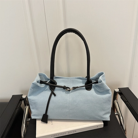 Sac Fourre-tout en Denim de Style Coréen pour Femmes Sac à Bandoulière Léger avec Surpiqûres Contrastées Noires