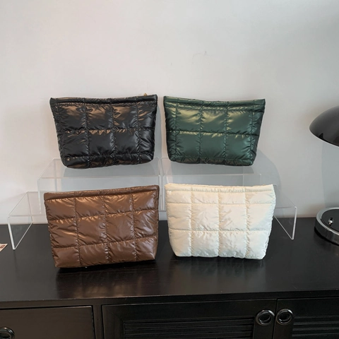Fashion Quilted Puffer Clutch Bag For Women Vintage Soft Cotton Square Envelope Handbag Versatile Ins Style Storage Bag