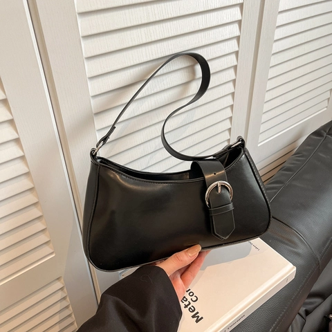 Sac Sous le Bras Minimaliste en Cuir Synthétique pour Femmes Avec Boucle Métallique Sac Baguette pour Déplacement Quotidien
