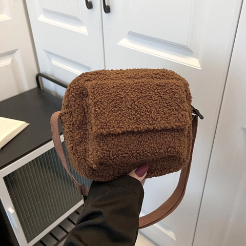 Women Lamb Wool Plush Small Square Crossbody Bag Minimalist Flap Shoulder Bag For Autumn Winter Solid Color Casual Messenger Bag