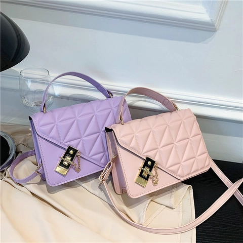 Women Quilted PU Leather Shoulder Bag Fashion Geometric Pattern Crossbody Bag With Metal Chain Lock Handbag For Daily