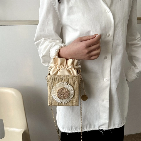 Bolso Cubo de Paja Tejido a Mano para Mujer Con Decoración de Girasol Grande y Asa de Perla Artificial Bolso de Hombro de Playa de Verano para Vacaciones