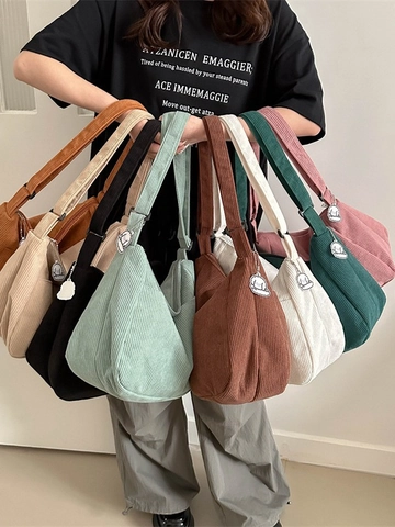 Vintage Schultertasche aus Cordsamt für Damen Hobo Bag mit Großer Kapazität und Welpenanhänger Einfache Lässige Umhängetasche