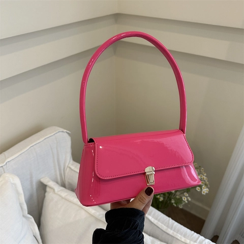 Women Fashion PU Patent Leather Small Square Shoulder Bag Vintage Glossy Minimalist Underarm Bag With Metal Lock Buckle Daily