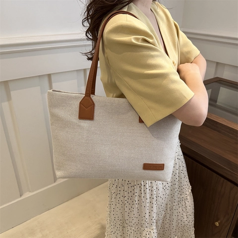 Vintage Large Capacity Nylon Tote Bag For Women Summer Fashion Shoulder Bag Urban Simple Style Solid Color Underarm Bag