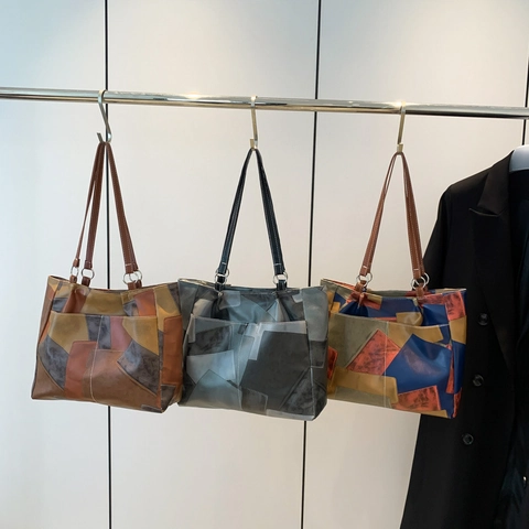Grote Capaciteit Patchwork Kleurblok Tote Bag Voor Vrouwen PU Leer Zacht Woon-werkverkeer Schoudertas Oksel Boodschappentas Mode Geometrische Stiksels Handtas