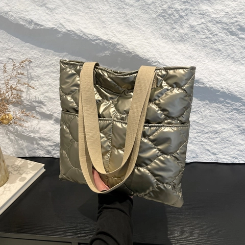 Bolso Tote de Cuero PU Acolchado Gran Capacidad Bolso de Hombro Acolchado Ligero Color Metálico Brillante Para Mujer Bolso