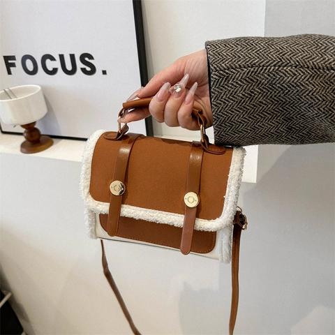 Bolso de Hombro de Cuero PU Retro Con Borde de Lana de Cordero Artificial Solapa de Color de Contraste Bolso para Mujer Invierno