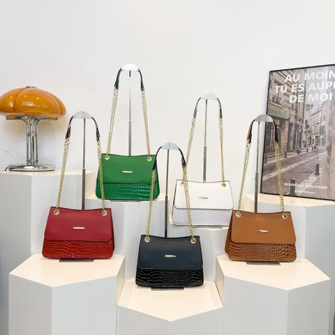 Vintage Crocodile Pattern PU Leather Shoulder Bag For Women Fashion Chain Small Square Bag Solid Color Underarm Bag Crossbody Handbag
