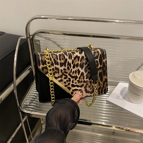 Women Leopard Print Stitching Shoulder Bag Fashion PU Leather Gold Metal Chain Small Square Crossbody Bag Street Trend Handbag