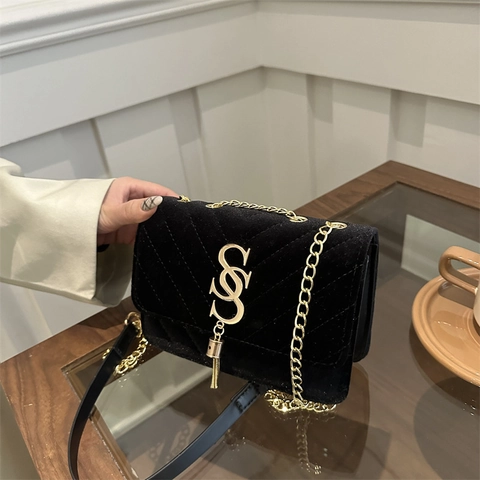 Elegante Samt Gesteppte Umhängetasche Für Damen Mode Goldene Kette Umhängetasche Mit Quaste Kleine Quadratische Tasche Alltag