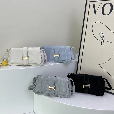 Borsa a Spalla da Donna Vintage Plissettata in Pelle PU Minimalista Borsa Baguette Ascellare con Fibbia in Metallo Borsa a Tracolla Moda Pendolare