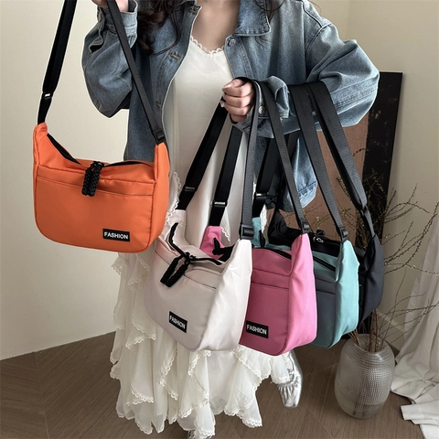 Borsa a Tracolla in Pelle PU Urban Simple da Donna Borsa a Spalla Quadrata Piccola Leggera per Pendolarismo Quotidiano