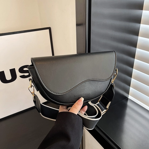 Moda Donna Pelle PU Borsa a Sella Design Patta Ondulata Tracolla Larga Spalla Sotto Ascella Borsa Urban Minimalista Pendolarismo