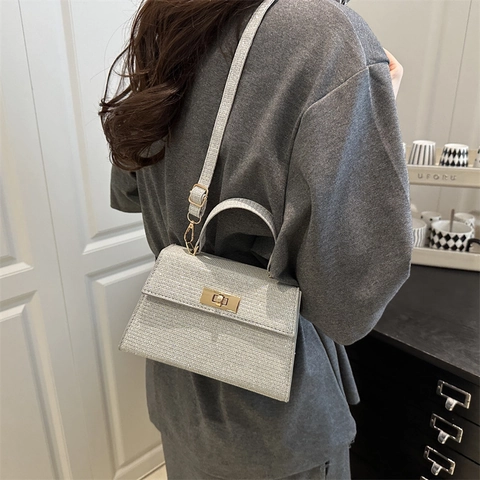 Sac à Main à Paillettes Rétro pour Femmes Style Français Sac à Bandoulière Unique Sac à Bandoulière Mode avec Verrou en Métal Sac Design Kelly de Niche pour Soirée Quotidienne