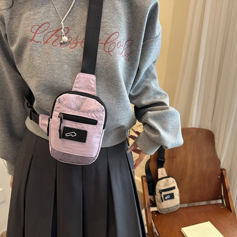 Borsa a Tracolla da Donna in Nylon Mini Borsa Quadrata alla Moda Tracolla Regolabile Casual Streetwear Borsa per Cellulare da Viaggio