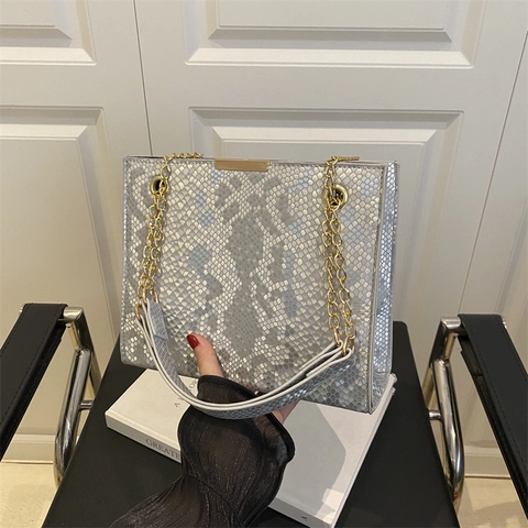 Bolso De Hombro De Moda Para Mujer Con Patrón De Serpiente Elegante Bolso Bandolera Pequeño Con Cadena De Cuero PU