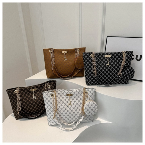 Borsa Tote Monogramma da Donna in Pelle PU Grande Capacità Borsa a Spalla Con Catena Pochette Rotonda Ciondolo Cervo Borsetta alla Moda