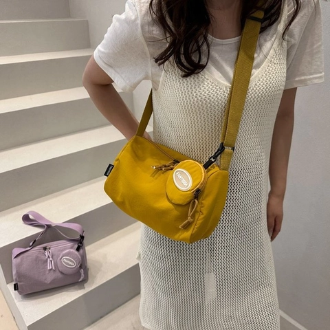 Nuova Borsa a Spalla Coreana Casual in Nylon per Donna Con Mini Astuccio Rotondo Versatile e Leggera Borsa a Tracolla