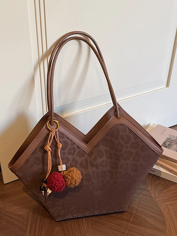 Large Capacity Leopard Print Tote Bag Women Fashion Casual Commuter Shoulder Handbag With V-Opening Plush Ball PU Leather Bag