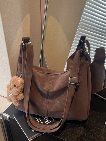 Vintage Γυναικεία Τσάντα Crossbody από Δέρμα PU Μεγάλη Χωρητικότητα Μόδα Τσάντα Ώμου Dumpling Ρετρό Hobo Tote Bag Με Μενταγιόν Αρκουδάκι