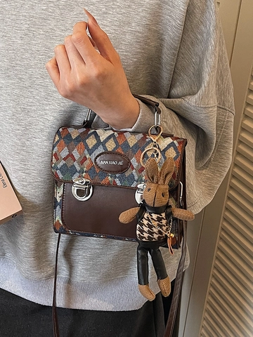 Vintage PU Lederen Geometrische Diamant Weven Schoudertas Voor Vrouwen Mode Crossbody Handtas Met Konijnenhanger Elegante Tas